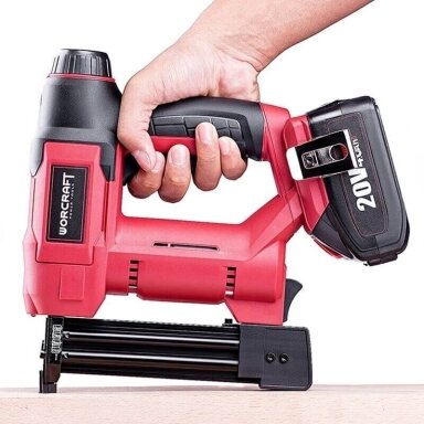 AKUMULIATORINIS VINIAKALIS-KABIAMUŠIS WORCRAFT 20V LI-ION AKUMULIATORINIS VINIAKALIS-KABIAMUŠIS WORCRAFT 20V LI-ION