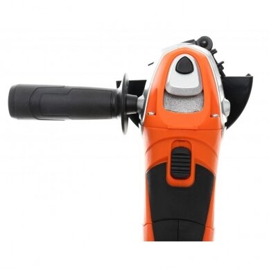 Elektrinis kampinis šlifuoklis - bulgarkė 1600W KD3047 2 Elektrinis kampinis šlifuoklis - bulgarkė 1600W KD3047 2