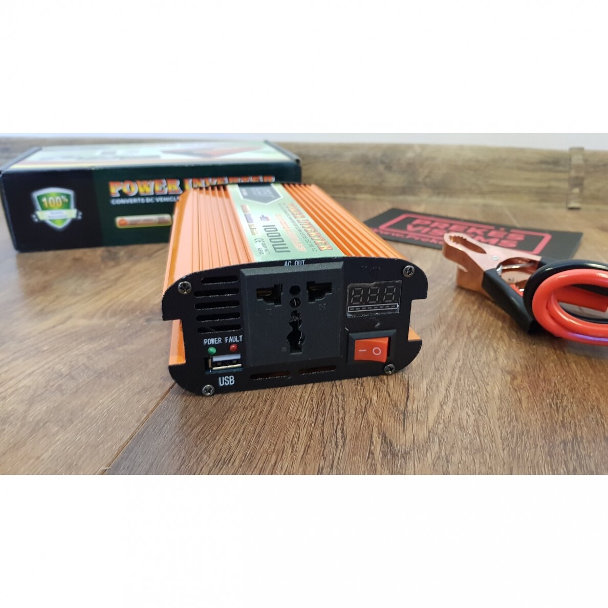 Įtampos keitiklis - inverteris CEJ 12V/220V 1000W + USB 3