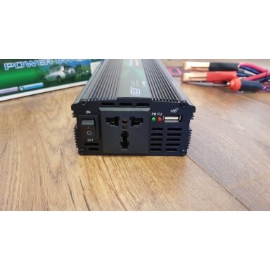 Įtampos keitiklis-inveteris „CEJ“ | 1500W Įtampos keitiklis-inveteris „CEJ“ | 1500W