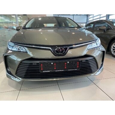Steel Mate Corolla sedanas 2019, juoda matinė, priekio parkavimo sistema Steel Mate Corolla sedanas 2019, juoda matinė, priekio parkavimo sistema