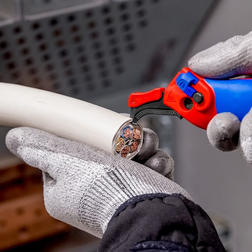 Terkšlinis kabelio nužievinimo peilis su kreipiančiąją KNIPEX 4
